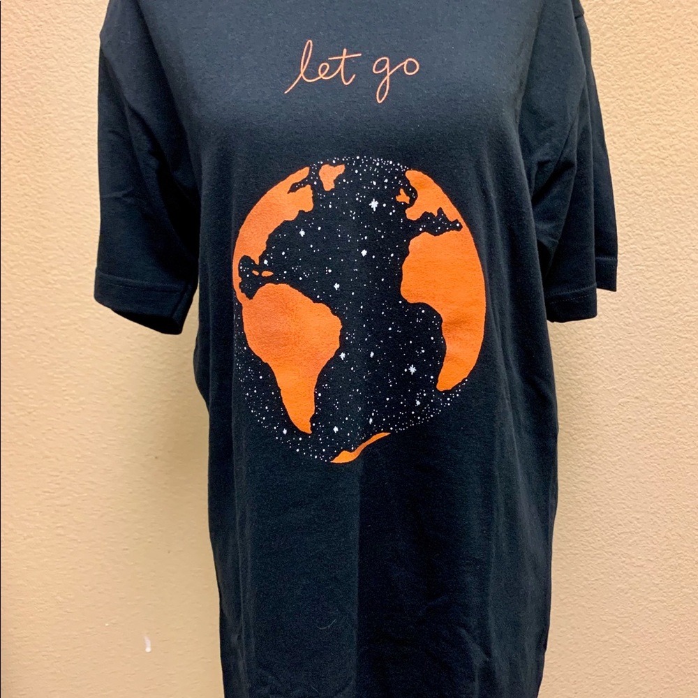 **NWT** Sergentee Unisex T-Shirt